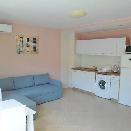 Itaka Sea Apartment